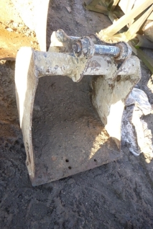 2ft JCB Digging Bucket 45mm Pins