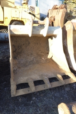 4ft JCB Digging Bucket 65mm Pins