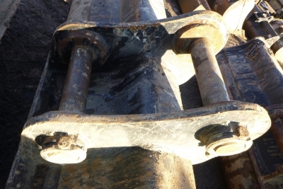 6ft JCB Ditching Bucket 80mm Pins - 3