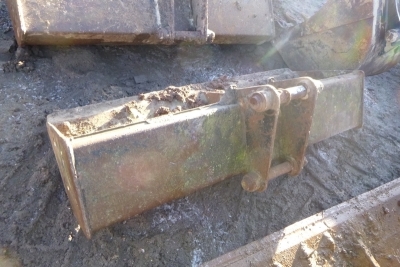 5ft JCB Ditching Bucket 45mm Pins - 2