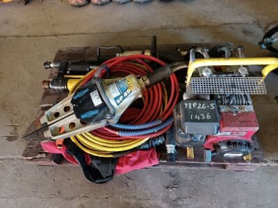 1x Full Set of Weber-Hydraulic Jaws Of Life