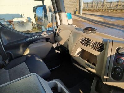 2011 Renault Midlum 180 4x2 Curtainsider - 7