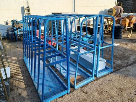 3x Steel Frames