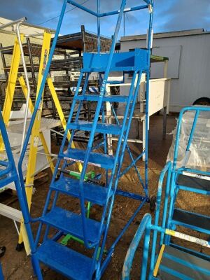 1 Set of Travelling Ladders