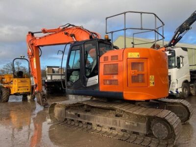 2013 Hitachi ZX225USLC-5B Excavator - 2