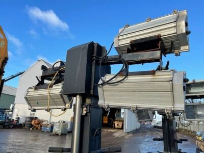 Tower Light Superlight VT1-90 Lighting Tower/Generator on Single Axle Drawbar - 4