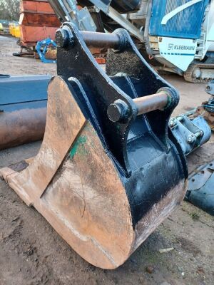 2.5ft Digging Bucket 90mm Pins - 3