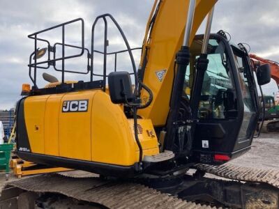 2018 JCB JS131LC Plus Excavator - 4