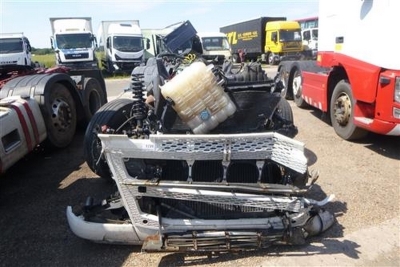 2013 Volvo FH 6x2 Midlift Tractor Unit Chassis