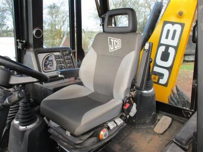 2016 JCB 3CXTT Backhoe Loader - 13