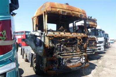 Scania 6x2 Rear Lift Tractor Unit - 3