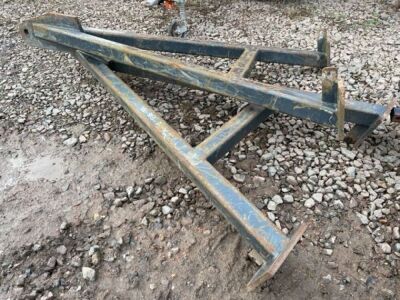 2 x Komatsu PC450 Arm Stands