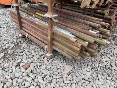 Qty of Scaffold Poles in Steel Stillage