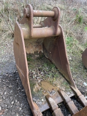 3ft Digging Bucket