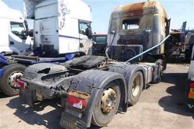 Scania 6x2 Rear Lift Tractor Unit - 12