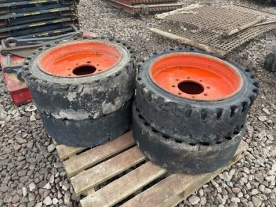 4x Skid Steer Wheels & Solid Tyres