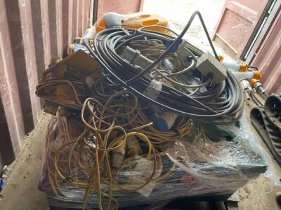 Pallet of Electrical Extension Leads & Lights - 3