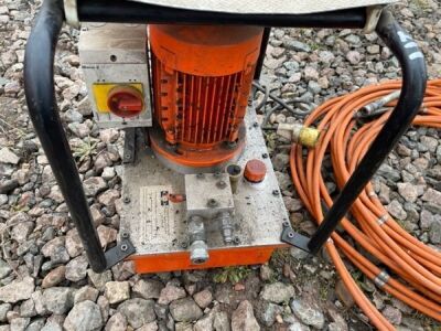 Holmatro Hydraulic Hand Held Shears - 4