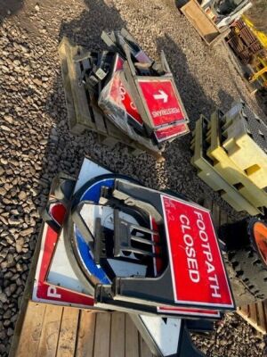 2 x Pallets of Road Signs