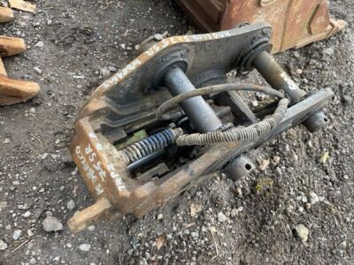 Geith Quick Hitch to Suit Kobelco SK75 - 50mm Pins - 3