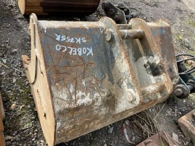 3ft Whites Digging Bucket to Suit Kobelco - 50mm Pins - 3