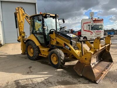 2010 CAT 432E 25th Anniversary Premier Edition Backhoe Loader - 4