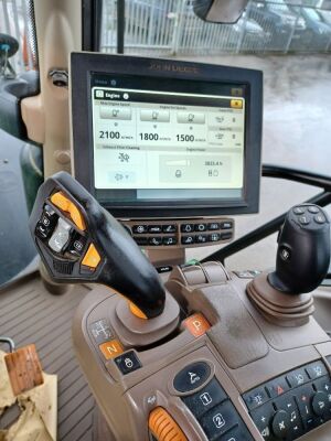 2019 John Deere 6250R Ultimate Edition - 11