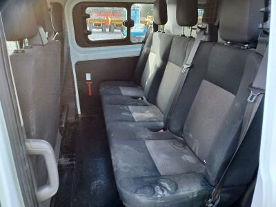 2019 Ford Transit Custom Crew Cab Van - 10