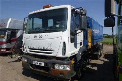 2004 Iveco Eurocargo 260 E28 6x4 Hot Box - 13