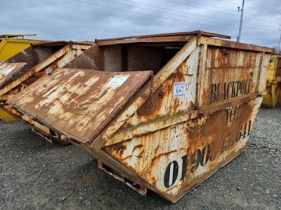 Large Covered Skip