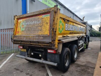 2015 Volvo FMX 420 8x4 Steel Body Tipper - 4