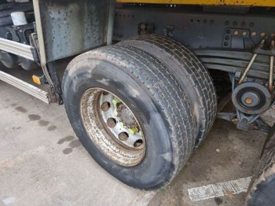 2015 Volvo FMX 420 8x4 Steel Body Tipper - 19