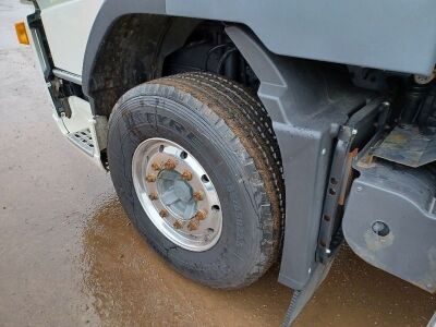 2009 Volvo FM480 6x2 Rear Lift Brick Crane Drawbar Rigid - 12