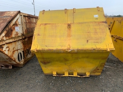 Large Covered Skip