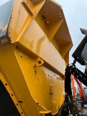 2014 Volvo A30F Articulated Dump Truck - 11
