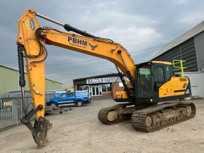 2020 Hyundai HX220L Excavator