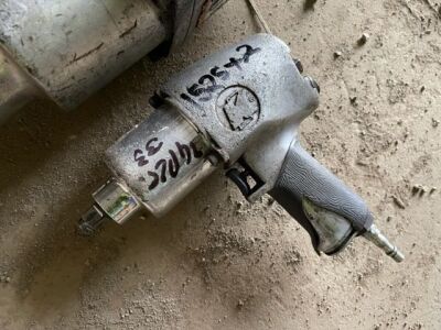 2x Pneumatic Wrenches - 3