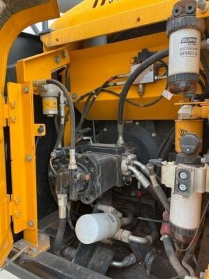 2019 JCB JS131LC Plus Excavator - 14