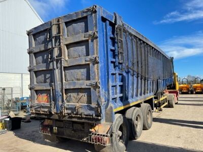 2010 Euro Trailers Stepframe 85yrd Steel Triaxle Bathtub Tipping Trailer - 3