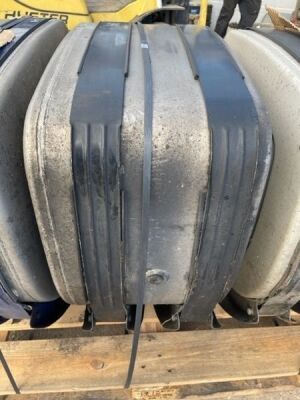 Volvo / Renault 150 Diesel Tank - 2