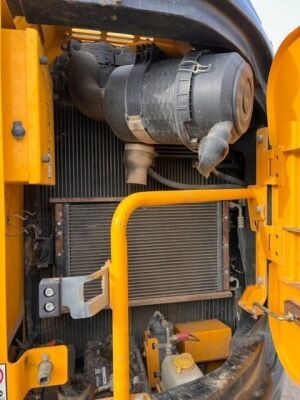 2016 JCB JZ140 LC Excavator - 15