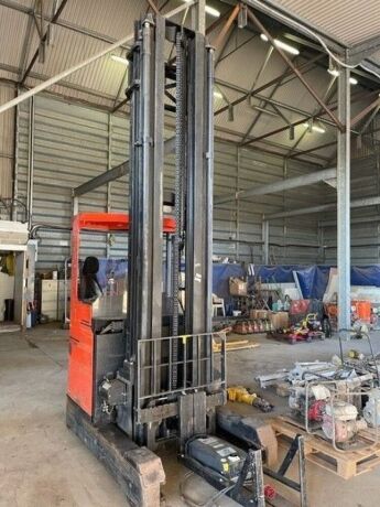 BT RRE7 Electric Reach Truck