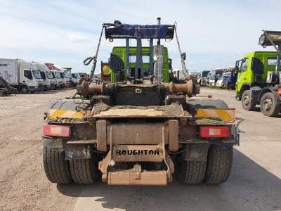 2004 Volvo FM12 340 8x4 Hook Loader - 18