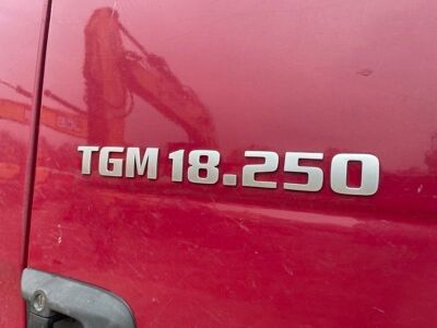2014 MAN TGM 18.250 4x2 Curtainside Rigid - 13