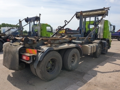 2004 Volvo FM12 340 8x4 Hook Loader - 13