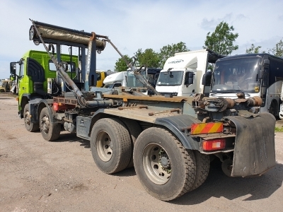 2004 Volvo FM12 340 8x4 Hook Loader - 15