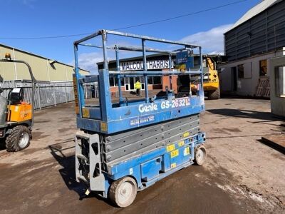 2004 Genie GS-2632 Scissor Lift