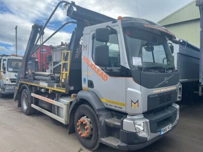 2016 Volvo FL250 4x2 Telescopic Skip Loader