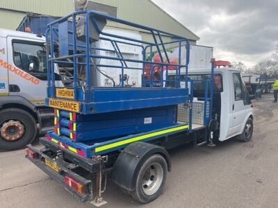 2000 Ford Transit 350 LWB Scissor Lift - 3