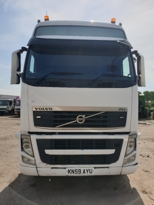 Volvo FH460 6x2 Midlift Tractor Unit - 2